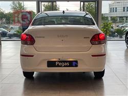 Kia Pegas